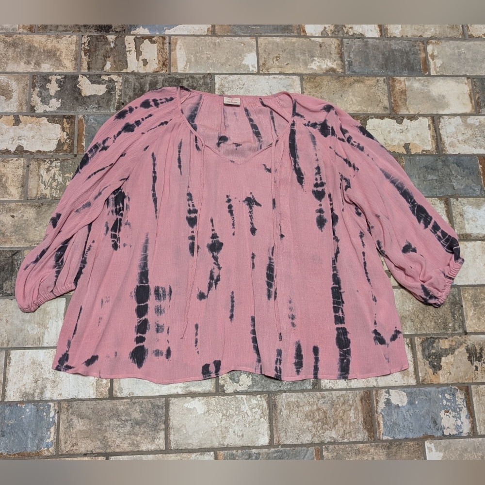 Laurie Felt Pink Blouse - Women’s Large - Flowy V-Neck Top